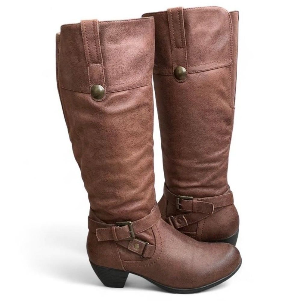 Chelsea Moreland Tall Brown Boots Sz 7M Low Heel Side Zip